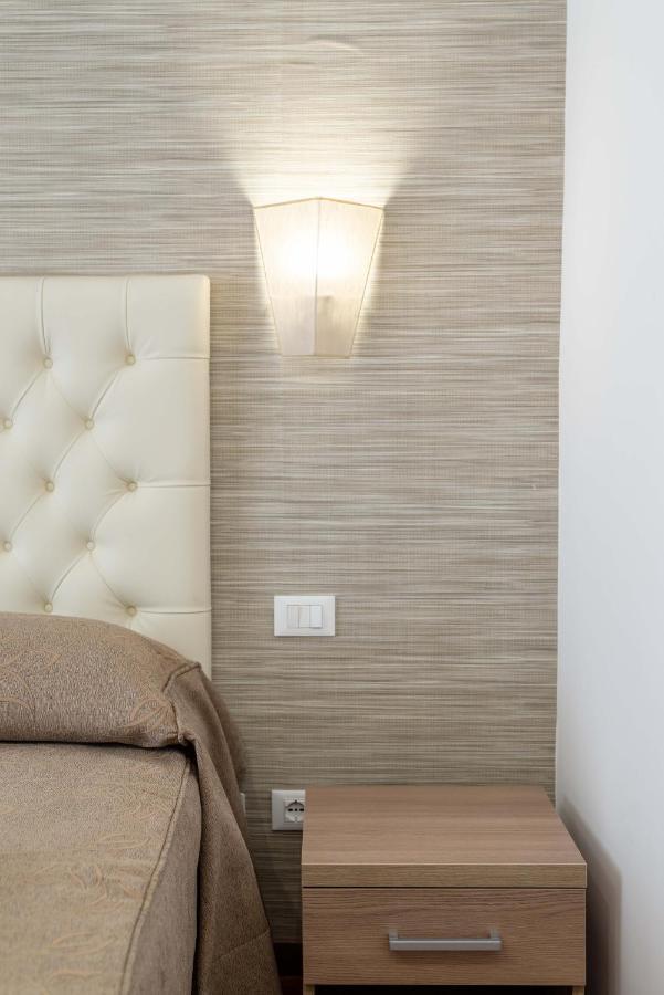 Cheri Luxury Suite Rome Exterior photo